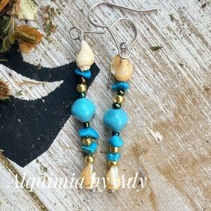 Alquimia Turquoise shells and Gold Dangle Earrings